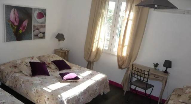 Семейный номер Superior Hôtel Ermitage Avignon
