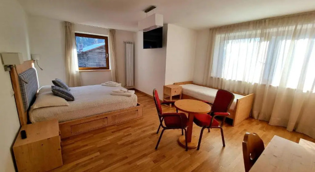 Трёхместный номер Standard Hotel Pizboè