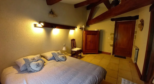 Mas Laborde, Rezerwuj Hotel Hotele w Mauroux z parkingiem, Parking