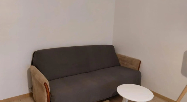 Piata Victoriei Sanador Studio Apartment