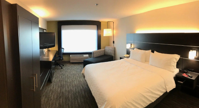 Номер Standard Holiday Inn Express & Suites Tracy by IHG