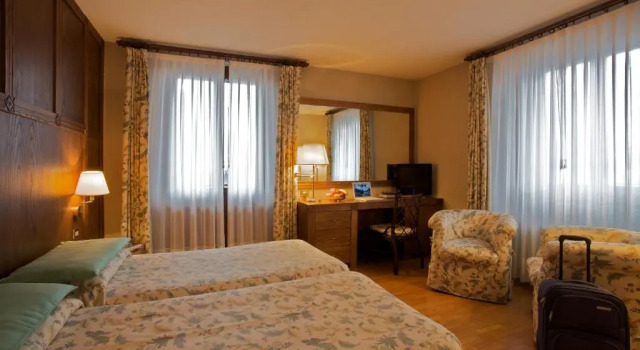 Номер Standard Savoia Palace Hotel