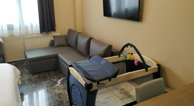 Agias Sofias Street Luxurious Studio