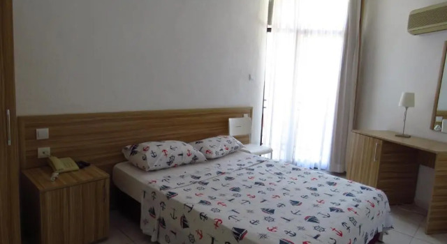 Двухместный номер Standard Hotel Status