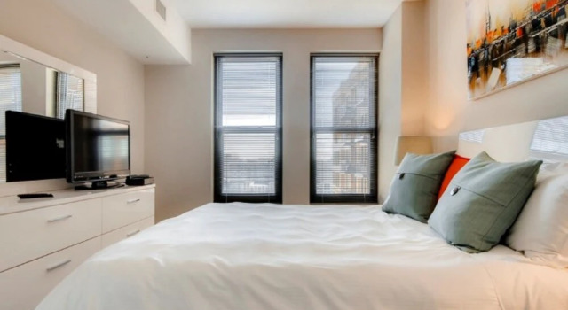 Апартаменты Deluxe Bluebird Suites in Pentagon City