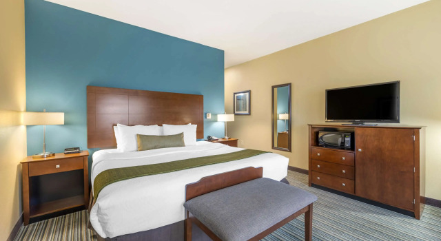Двухместный люкс Best Western Plus Patterson Park Inn
