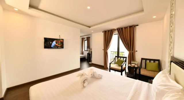 Семейный номер Standard с балконом Hoi An Rose Garden Hotel