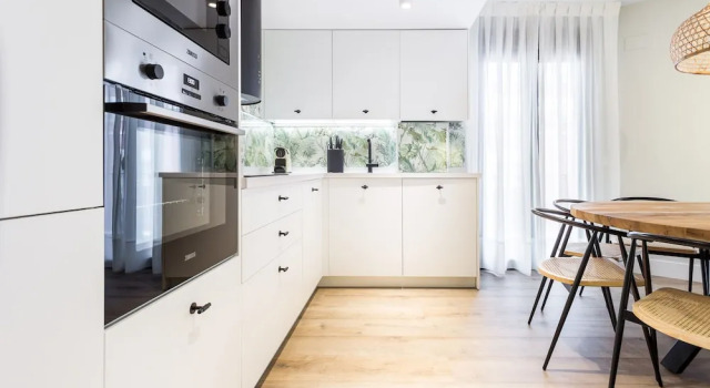 Апартаменты Royal ELEVEN Apartments Real de la Carretería, by Homing U