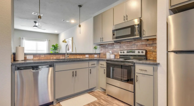 Апартаменты Newly Built 'corner Hideaway' 3 Mi to Texas A & M