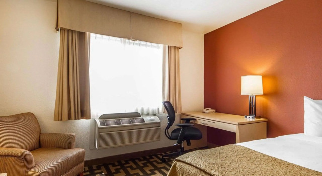 Четырёхместный номер Standard Quality Inn Petaluma - Sonoma