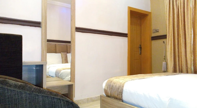 Двухместный номер Deluxe Euro Lounge and Suites