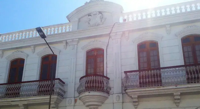 La Compañia - General Morán