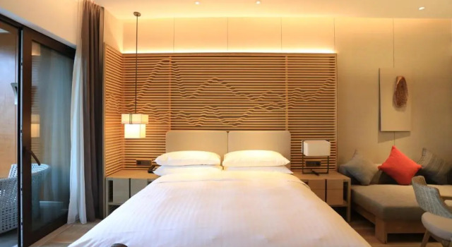 Номер Deluxe Shenzhen Marriott Hotel Golden Bay