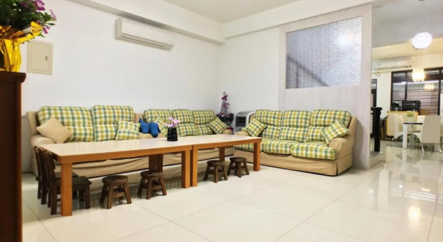 Laughter Habitat, Book Hotel Zhuangwei Yilan County