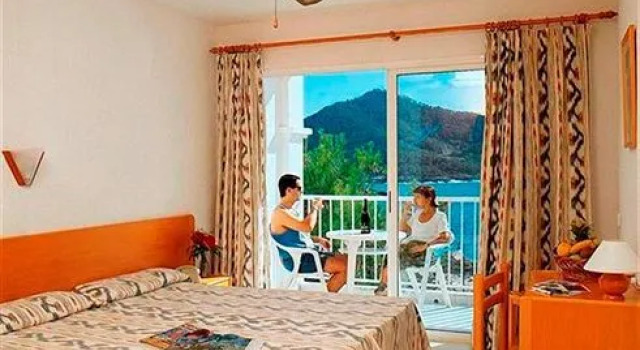 Club Vista Bahia, Book Hotel Hotels in Ibiza with a Pool, Swimming Pool