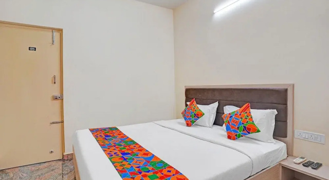 Номер Deluxe Fabhotel Platinum