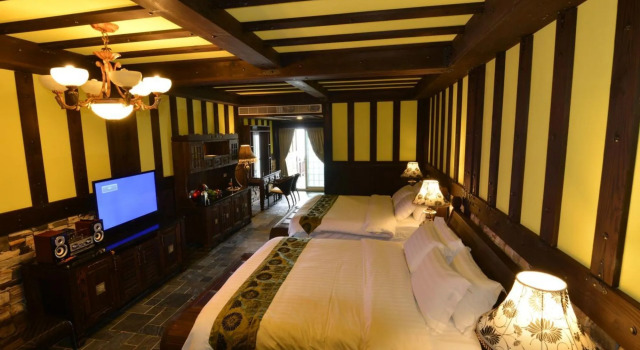 Stuart Villa, Varaa Villa Shoufeng 