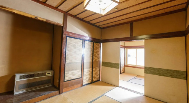 Кровать в общем номере (женский номер) Kashiwaya Ryokan Guesthouse&Sharedhouse - Hostel
