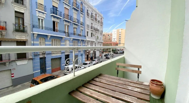 Апартаменты 5 minuts Ruzzafa, perfect locatión 6PX & Wifi