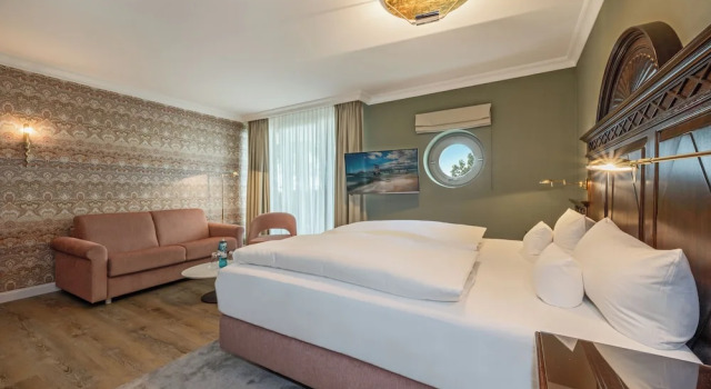 Номер Superior Strandhotel Heringsdorf mit Soleaußenpool 30 Grad