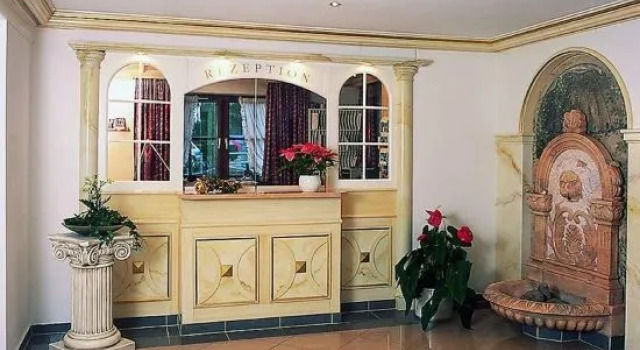 Schropp Kur- Und Wellnesshotel, Rezerwuj Hotel Hotele w Apfeltrang z basenem, Basen