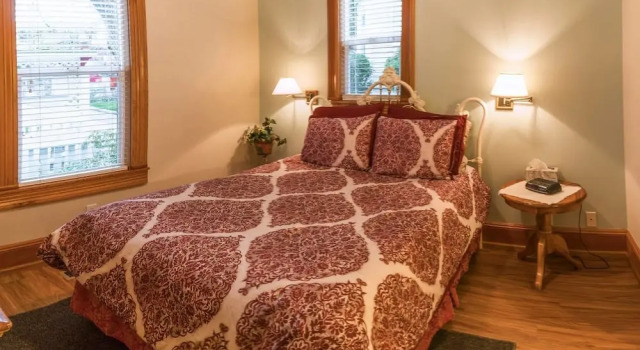 Sherwin Cottage, Rezerwuj Dom wakacyjny Ashland Rogue Valley