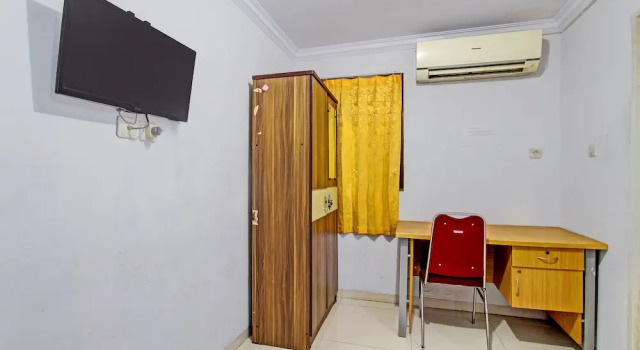 Habitación Estándar SPOT ON 91398 Homestay Tentrem 1