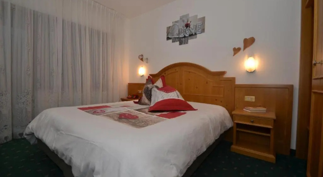 Четырёхместный номер Standard Hotel Albe