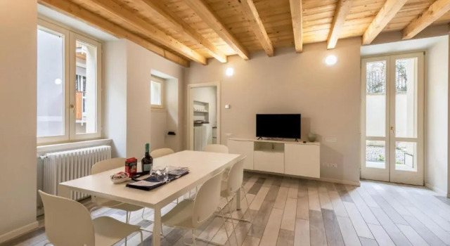 Il Golfo Apartments Duplex 1, Забронировать Апартаменты/квартира Тосколано-Мадерно озеро Гарда