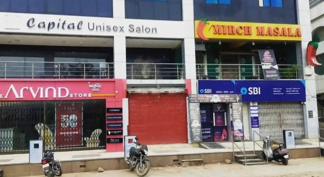 Hotel Asiana, Забронировать Отель Сабармати Ахмадабад, рядом с Gujarat Technological University