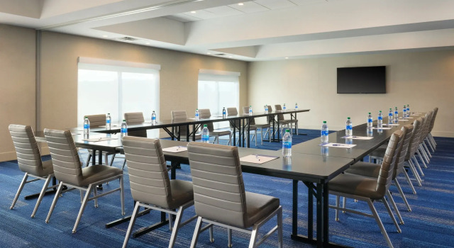 Holiday Inn Express & Suites - Lockport by IHG, Забронировать Отель Локпорт Иллинойс