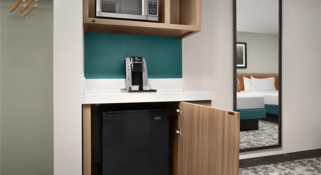 Четырёхместный номер Standard Hilton Garden Inn Dallas Lewisville
