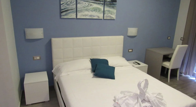Двухместный номер Comfort с балконом Pianeta Roma