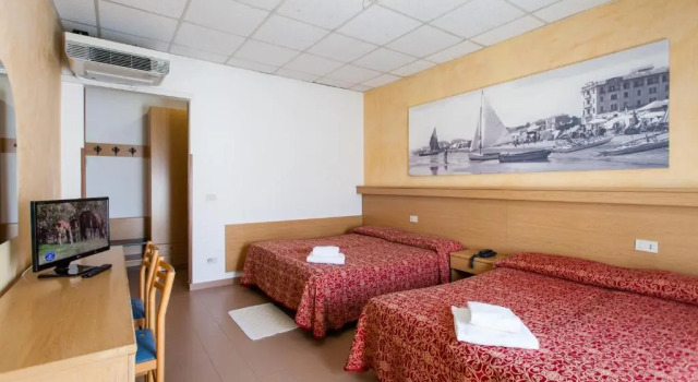 Четырёхместный номер Standard Hotel Al Mare