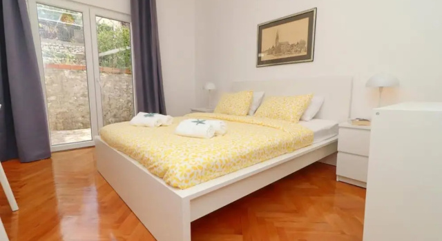 Holiday Home Rosemary, Забронировать Дом для отпуска Коттеджи Neretva River Delta, Коттедж