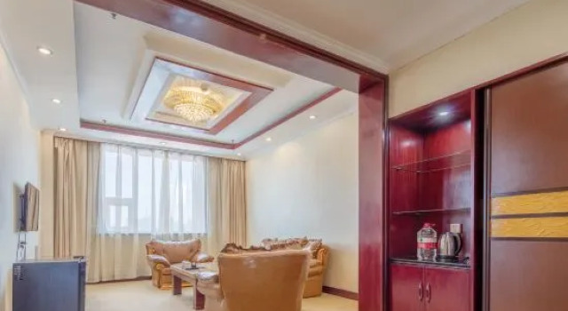 Люкс Business Dong Xing Grand Hotel
