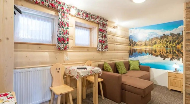 Wesoła Chatka - Krupówki 37a, Book Pension Zakopane 