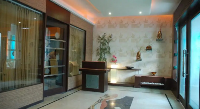 Hotel Sitara Royal