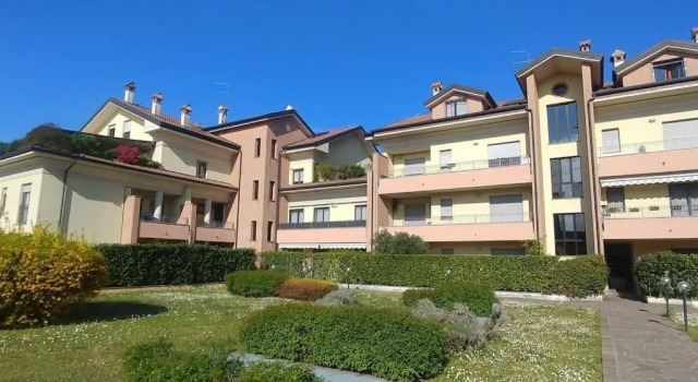 La Fenice - Un nido dove rinascere, Reserva ahora Hotel Hoteles en Arcore con aparcamiento, Aparcamiento