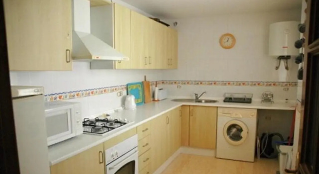 Апартаменты One-bedroom flat 200m from the beach