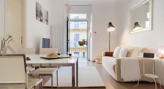 Charming Sempione Apartment