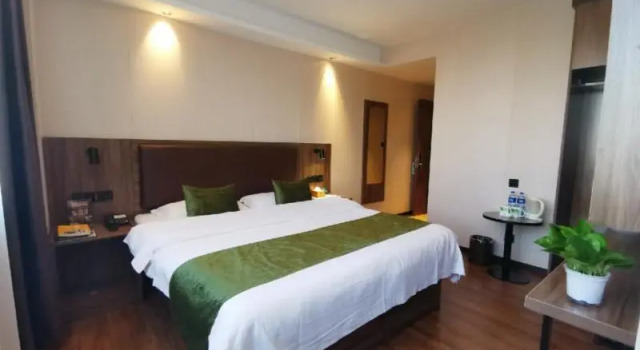 Люкс Superior GreenTree Inn Luan Huoshan Yingjia Avenue Business Hotel