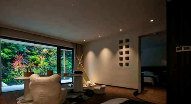 Семейный тент с балконом Only this fairyland,  designer art villa mountain lodging