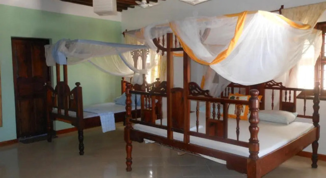Семейный номер Standard с балконом Mbuyuni Beach Village - Bungalows