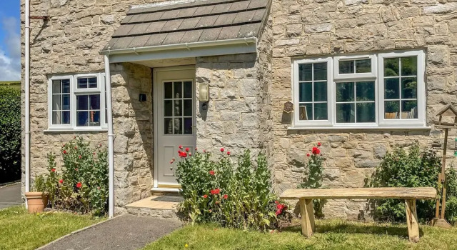 Коттедж West Lulworth Apartment