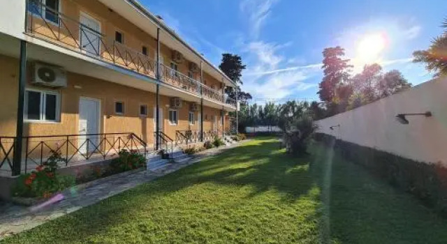 Aparthotel 3 Stars Preveza, Prenota Hotel Kalamitsi 