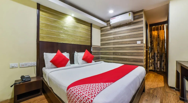 OYO 4668 Hotel Ocean Residency, Book Hotel Hotels in Goa with a Pool, Swimming Pool
