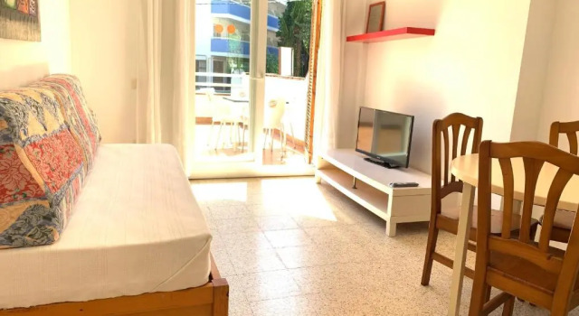 Апартаменты Eva Aparthotel
