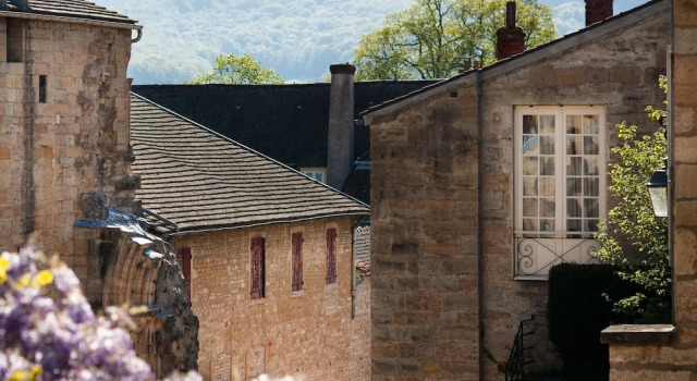 Le Clos de lAbbaye, Забронировать Отель Клюни Cote du Maconnais-Beaujolais, рядом с École Nationale Supérieure d'Arts et Métiers