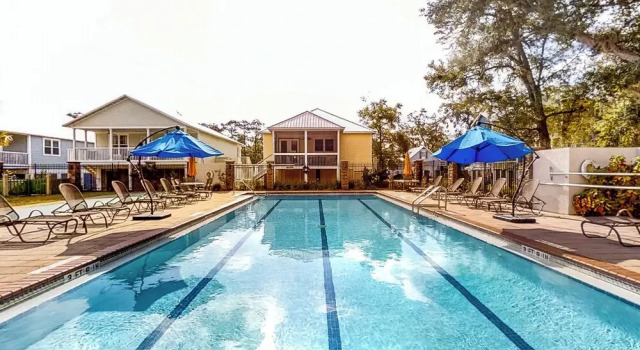 Vanilla Cottage on 30-acre Preserve!, Buchen Sie Ferienhaus Steinhatchee Florida
